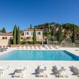 Garden & City Les Bastides de Grimaud, מלון בגרימו