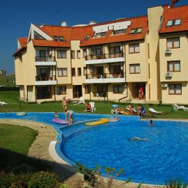 Oasis Beach Apartments Kamchia, hotell sihtkohas Kamchia
