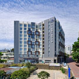 The Island Blue Hotel, hotel a Seogwipo