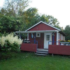 Lillstugan med annex, khách sạn ở Stånga