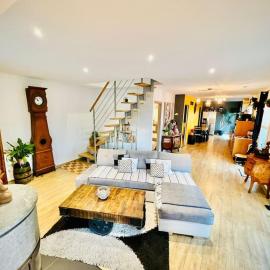 Maison neuve à 10 minutes de la mer, khách sạn ở Herbignac