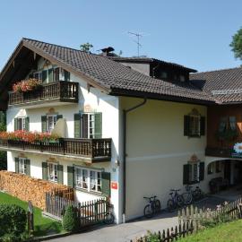 Landhaus Benediktenhof、バート・テルツのホテル