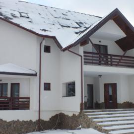 Pensiunea Eliza, hotelli Podu Coşniissa