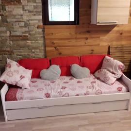 at foot of Mont Blanc studio 2 p, hotel en Cluses