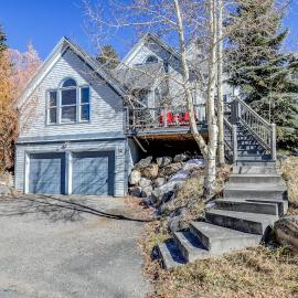 Just Walk Inn Townhome: Stroll To Main St, Gondola