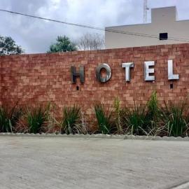 DELUZ HOTEL, hotel Aparecida do Taboadóban
