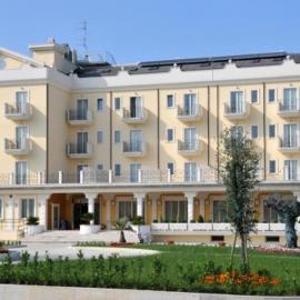 HOTEL CONCORDE, hotel u gradu 'SantʼEgidio alla Vibrata'