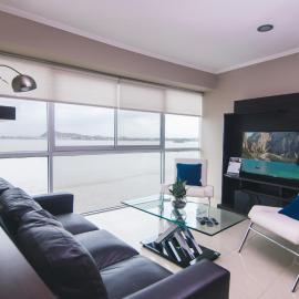 Riverfront I 1, piso 4, suite vista al rio, Puerto Santa Ana, Guayaquil