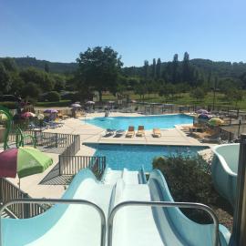 Camping Moulin de Paulhiac โรงแรมในDaglan