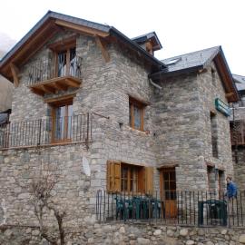 Pensió i Apartaments la Bordeta, hotel em Taull
