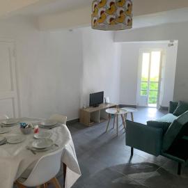 Greolières: Superbe Studio avec vue montagne, hotel a Gréolières