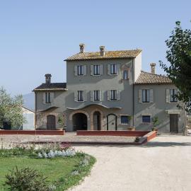 SeiPetali, viešbutis mieste Cannara