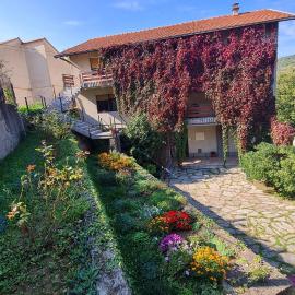 Rooms "Nada Zunic", hotel v destinaci Knin