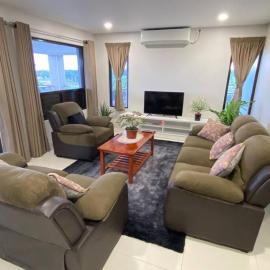 Lovely 4-bedroom Holiday home with free parking., hotel a Lautoka