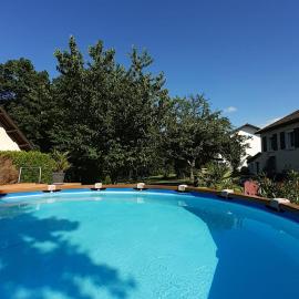 Les Jardins de la quiétude، فندق في Bettancourt-la-Ferrée