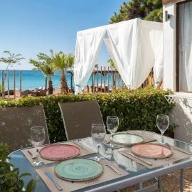 Beach Hotel Kapahi, hotell i Pefkari