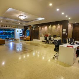 The Thane Club, hotell i Thane