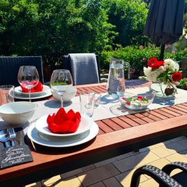 Appartement Uttied mit Terrasse und Garten - 4 Sterne DTV, hotel em Rambin