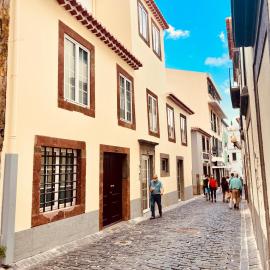 Living Funchal X, hotel en Funchal