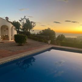 Villa indépendante, magnifique vue mer, piscine privée,WIFI