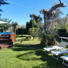 Viesnīca Villa Piana - Con Piscina e Giardino privato nel Salento pilsētā Trikāze