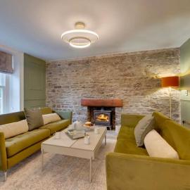 Newly renovated 4 Bedroom Cottage with Wood Burner, hotel i Aysgarth