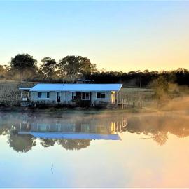 Lovedale Lakehouse Vineyard