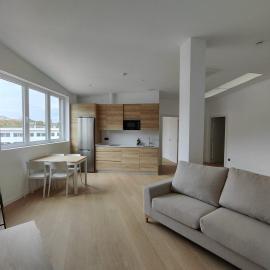 Apartamentos Pillotegi parking gratuito، فندق في سان سيباستيان