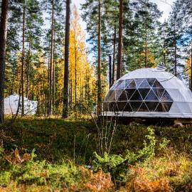 Igloo Glamping LakeLand Camp, hotel en Imatra