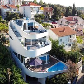 Vila Tina in Pula, Istrien – hotel w Medulinie