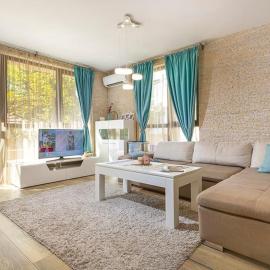 2BR apartment ,10 minutes walk to TOP Center