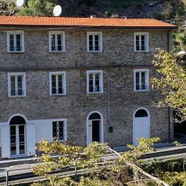 Gronda Via Vandelli Locazioni Turistiche - Private Tourist Rentals, hotel em Massa