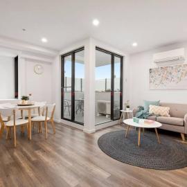 Boutique Heidelberg Heights 2BR Apartment 105