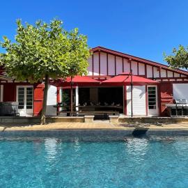 Magnifique Villa avec Piscine-Jacuzzi-coin fitness