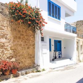 Blue Levant Guest House, hotel in Famagusta