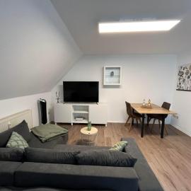 Neue 45 QM Eigentumswohnung, Balkon, Tiefgarage