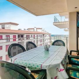 2 Bedroom Beautiful Apartment In Oropesa Del Mar