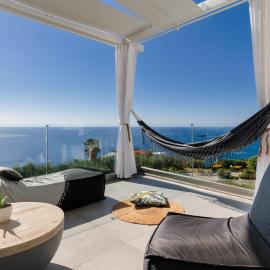 Blue Paradise Apartment