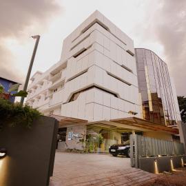 HILUX COURTYARD, hotelli kohteessa Palakkad