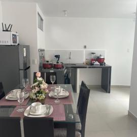 Exclusivo Apartamento en el Centro Histórico Trujillo - 3er Piso, hotel in Trujillo