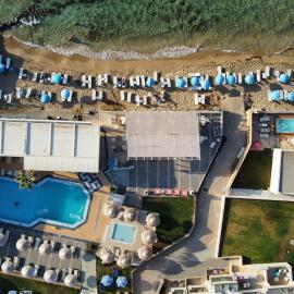 Theo Star Beach Hotel, готель у місті Малія