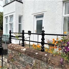 St John's Flat Spacious Accomodation, hotel em Dalry