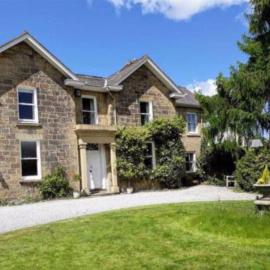 Escape To The Country @ Bron Offa Bach, hotel em Coedpoeth