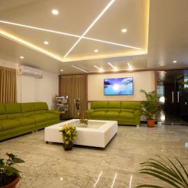 Villa Grand Hotel Near Kempegowda International Airport