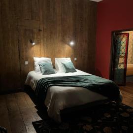 Mercier de Montigny - Les Chambres du Beffroi - SPA et Massage, hotell i Fougères