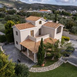VILLA SMARAGDA