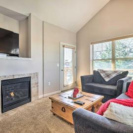 Spacious Fraser Condo ~ 6 Mi to Winter Park!, hotel en Fraser