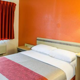 North Charleston Lodge, hotel Charlestonban