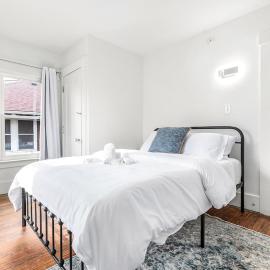 North End Treasure, beautiful 2 bedroom apartment, hotel a Detroit