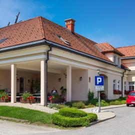 Gostišče - Guest house STARI HRAST, hotel a Ljutomer